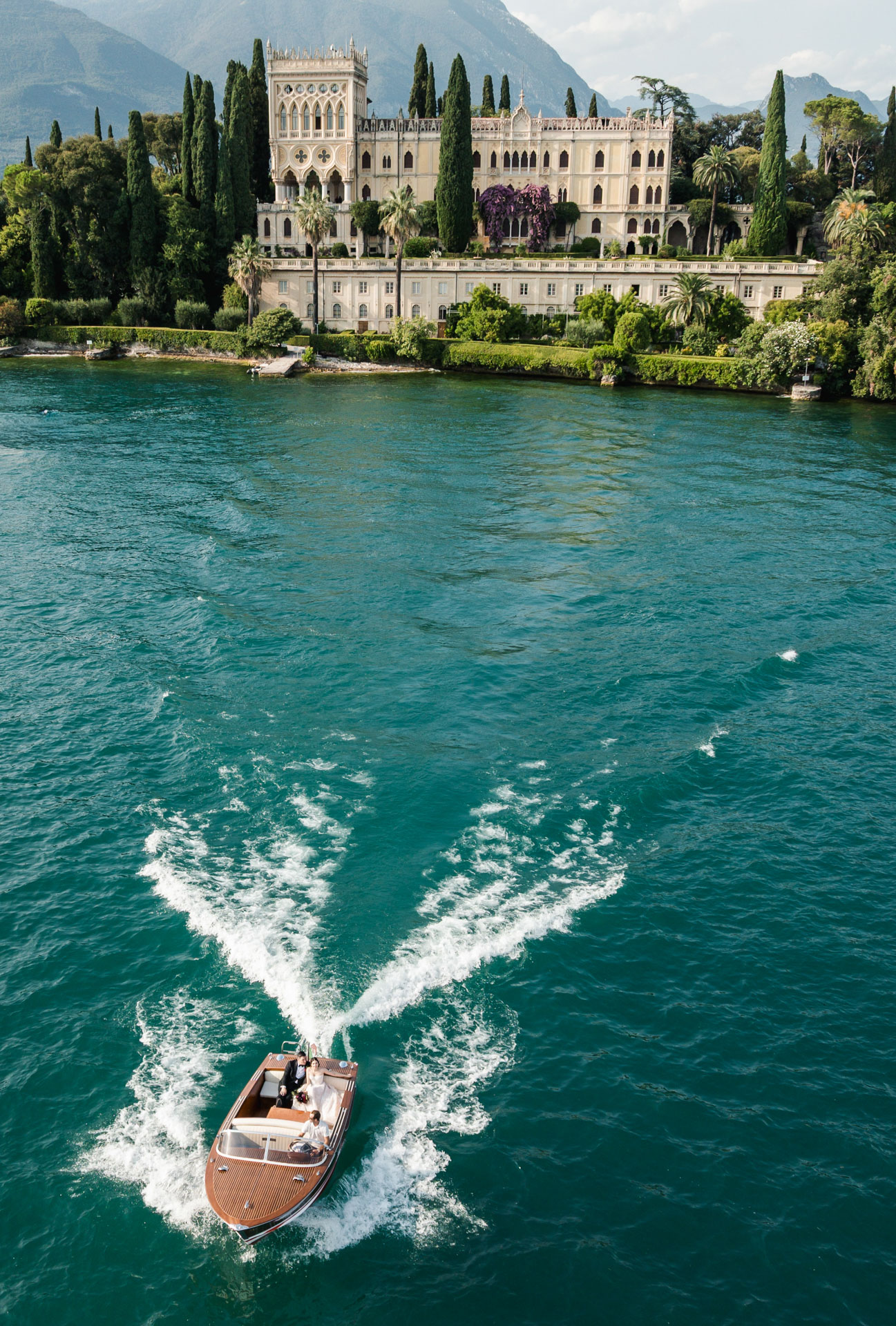 Cristiano Ostinelli - the Lake Como Wedding photographer